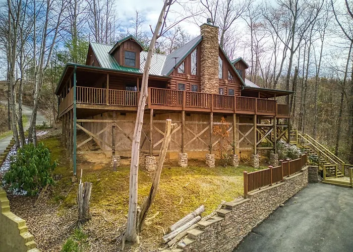 Bear Hug Villa Gatlinburg